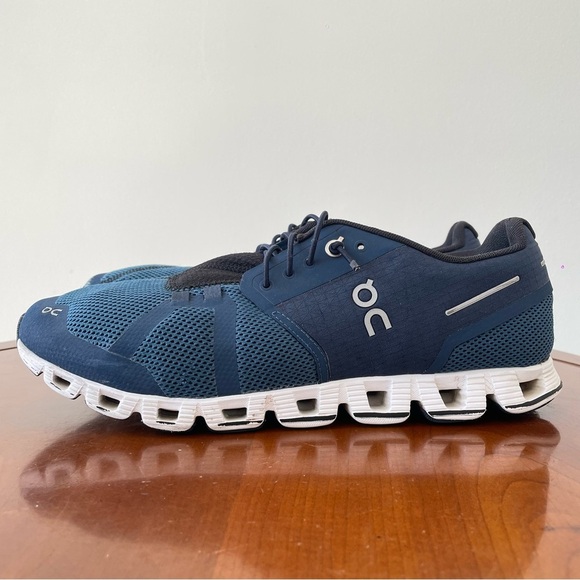On Running Cloud 5 Men’s Blue Running Shoes | US 10 - Picture 1 of 7